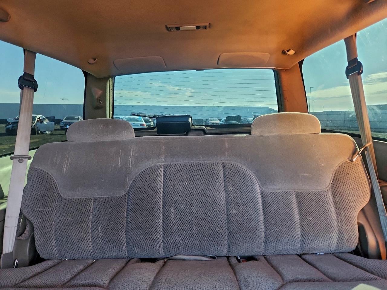 1997 CHEVROLET TAHOE K1500 photo 10