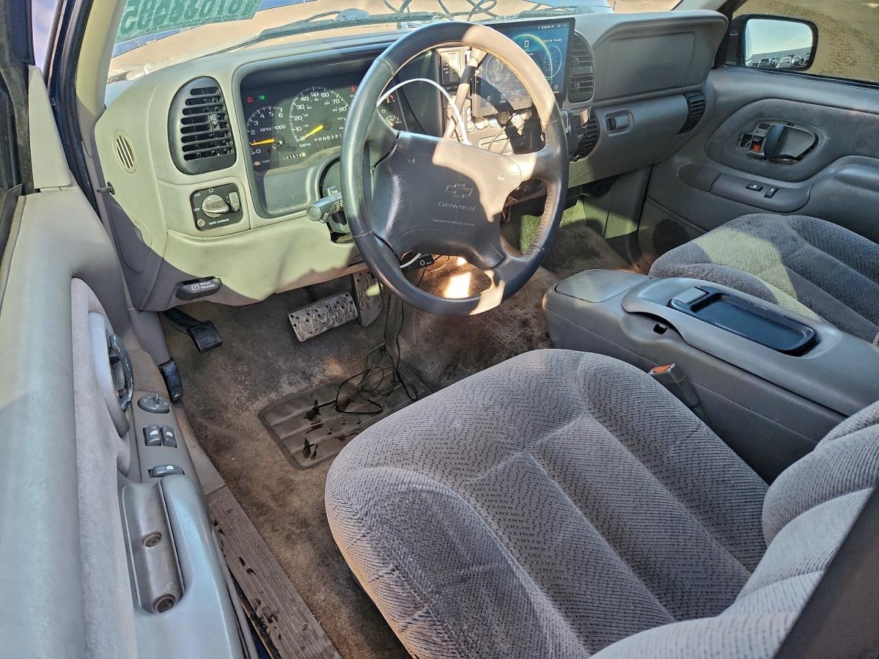 1997 CHEVROLET TAHOE K1500 photo 8