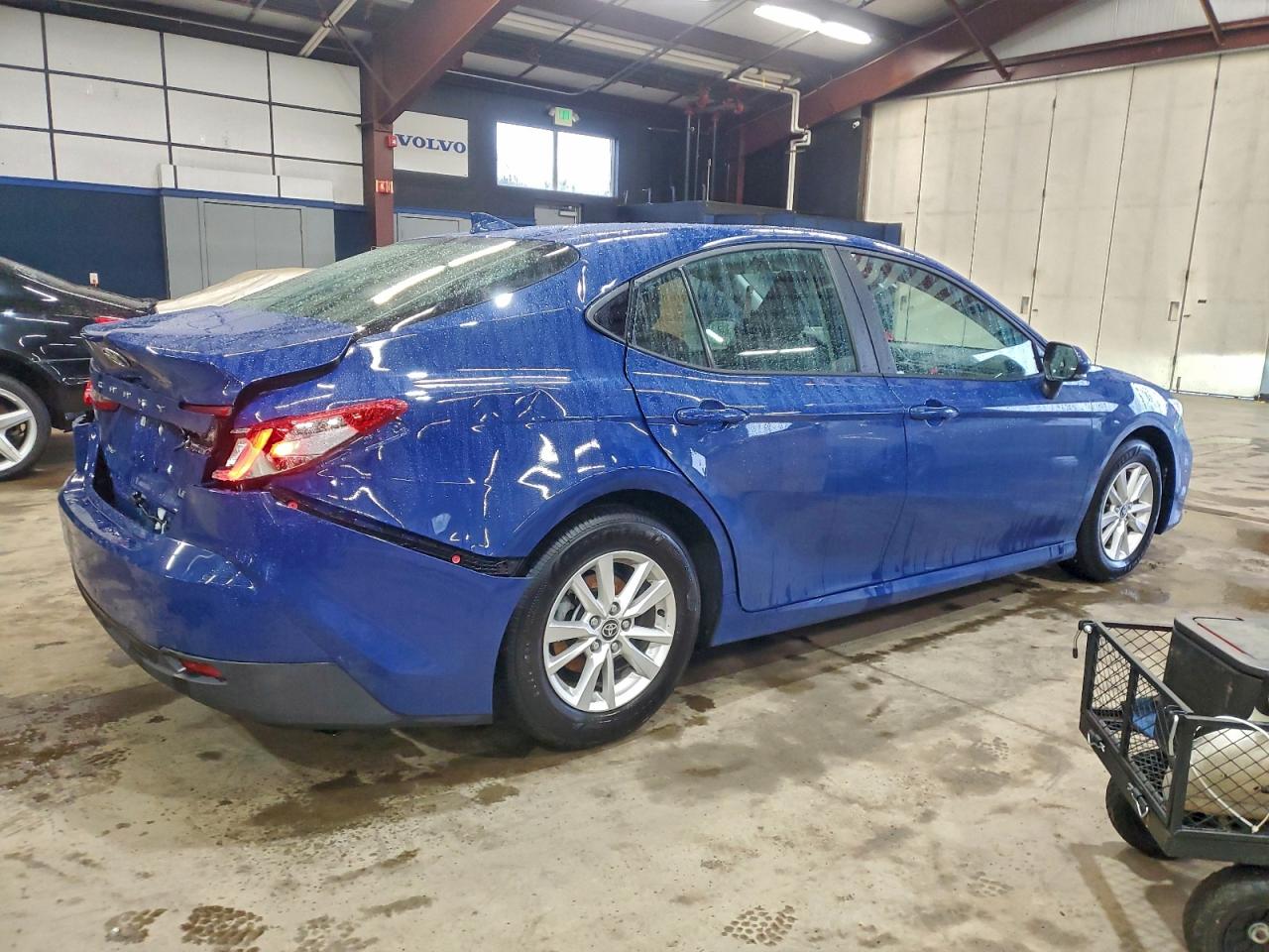 2025 TOYOTA CAMRY XSE photo 3