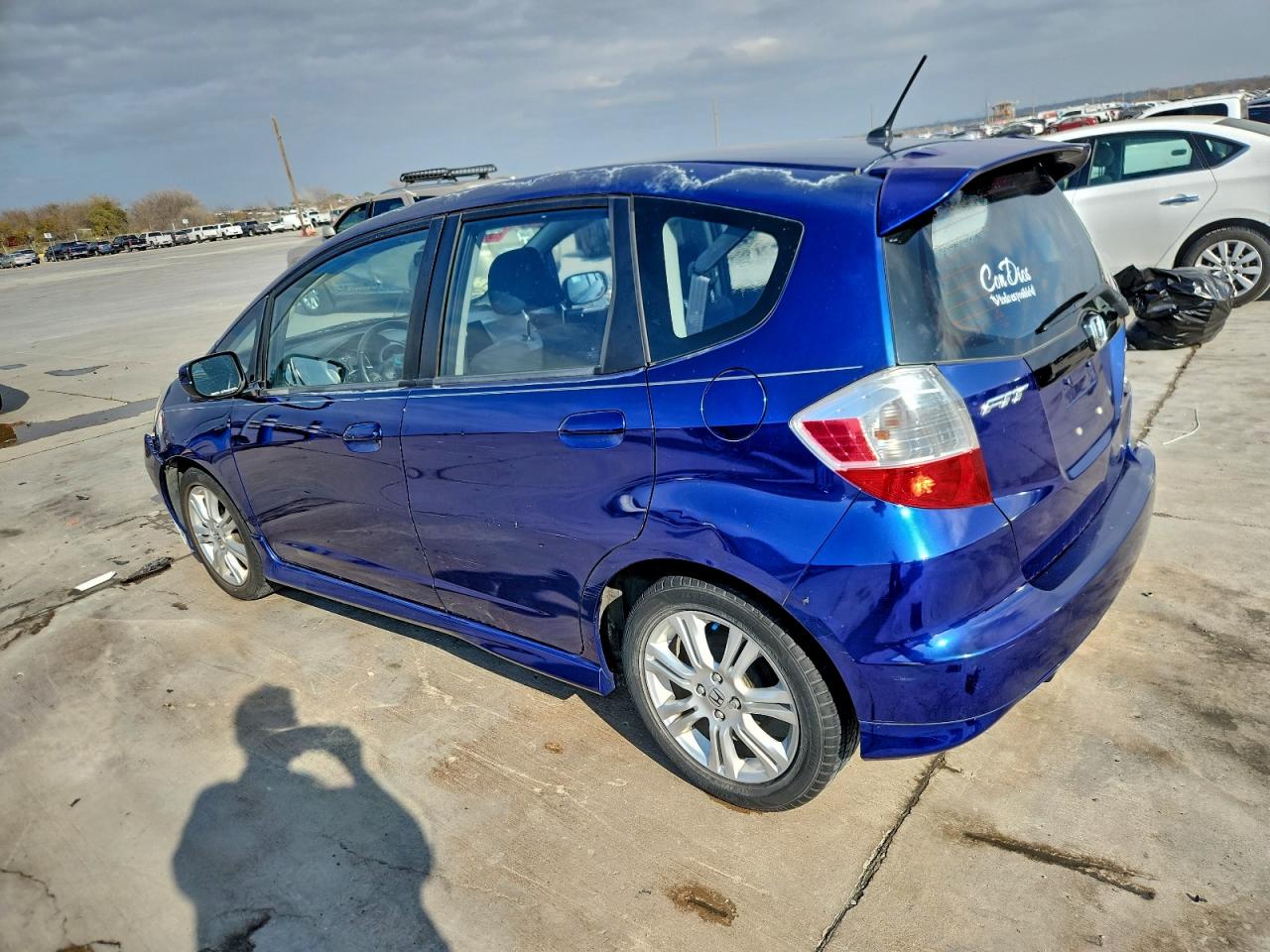2011 HONDA FIT SPORT photo 2