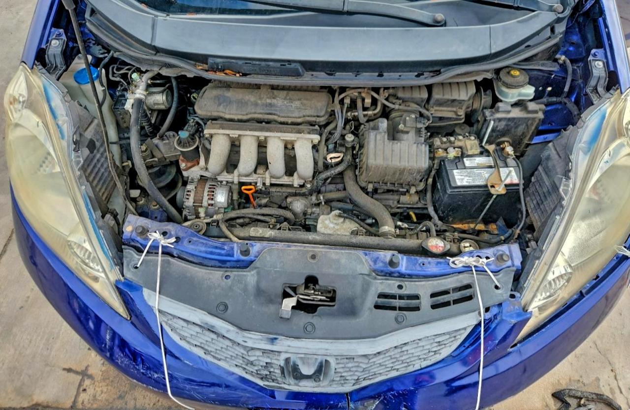 2011 HONDA FIT SPORT photo 11