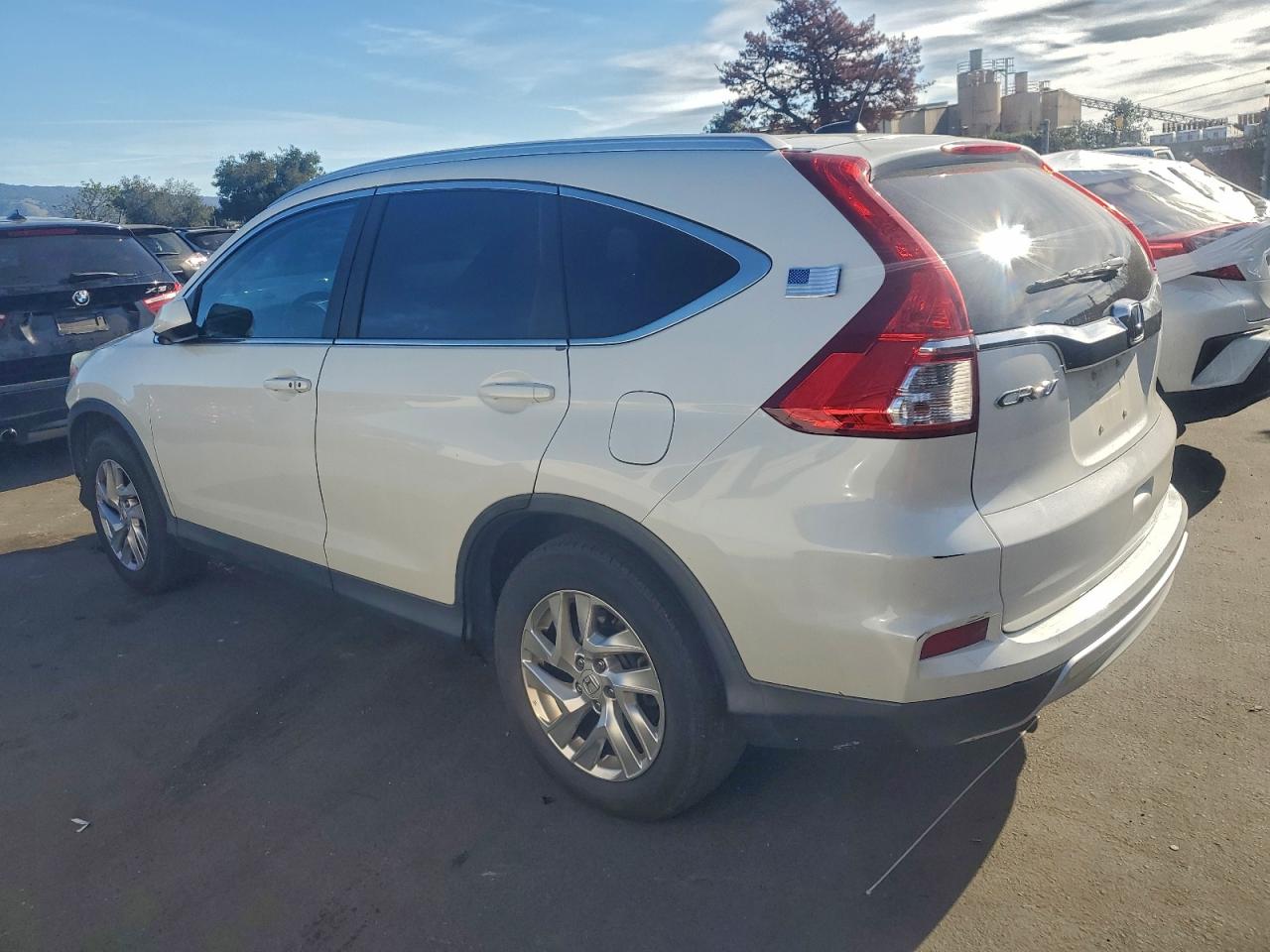 2015 HONDA CR-V EXL photo 2