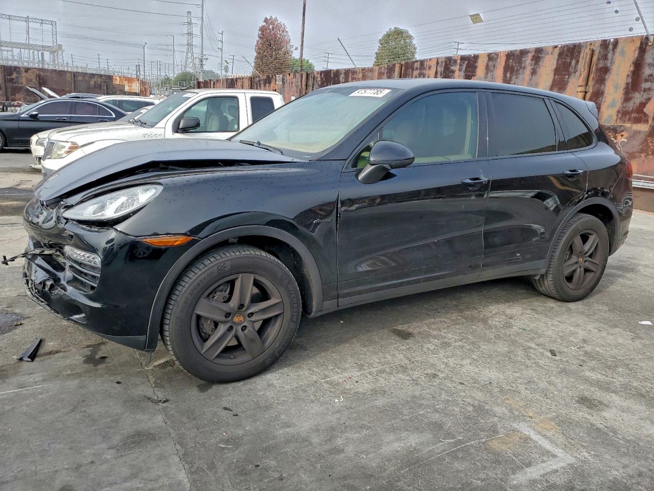 2013 PORSCHE CAYENNE