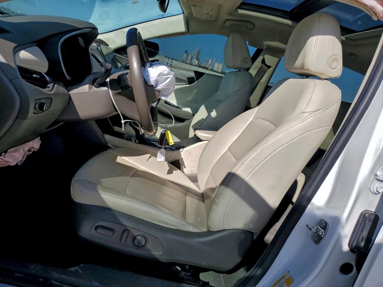 2022 CHEVROLET MALIBU LT photo 7