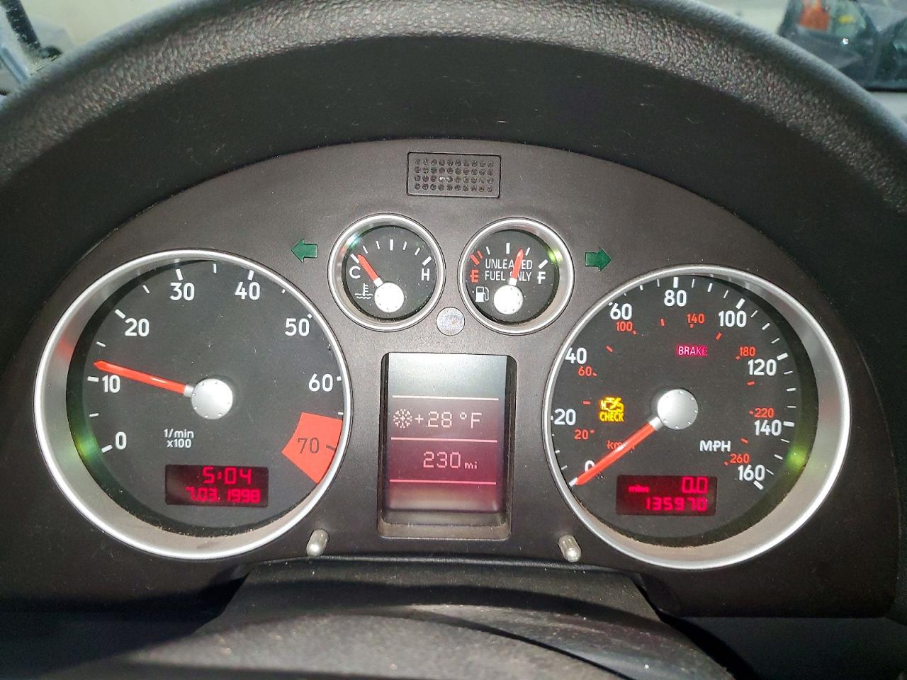2001 AUDI TT QUATTRO photo 9