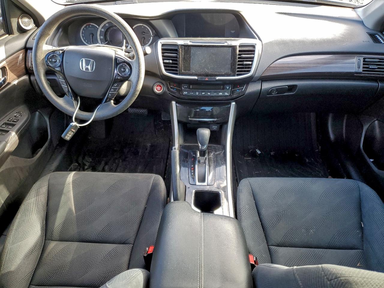 2017 HONDA ACCORD EX photo 8