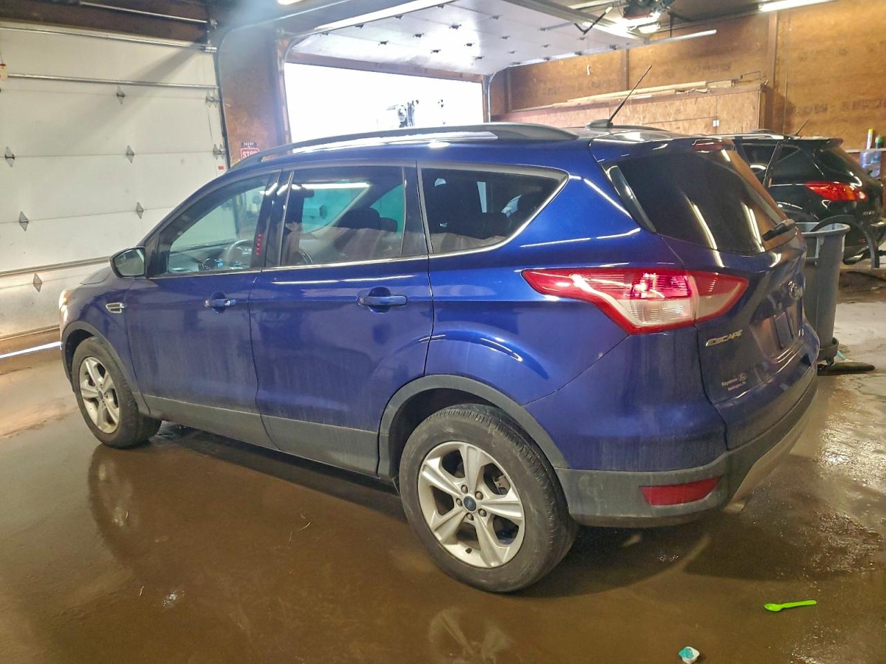 2016 FORD ESCAPE SE photo 2
