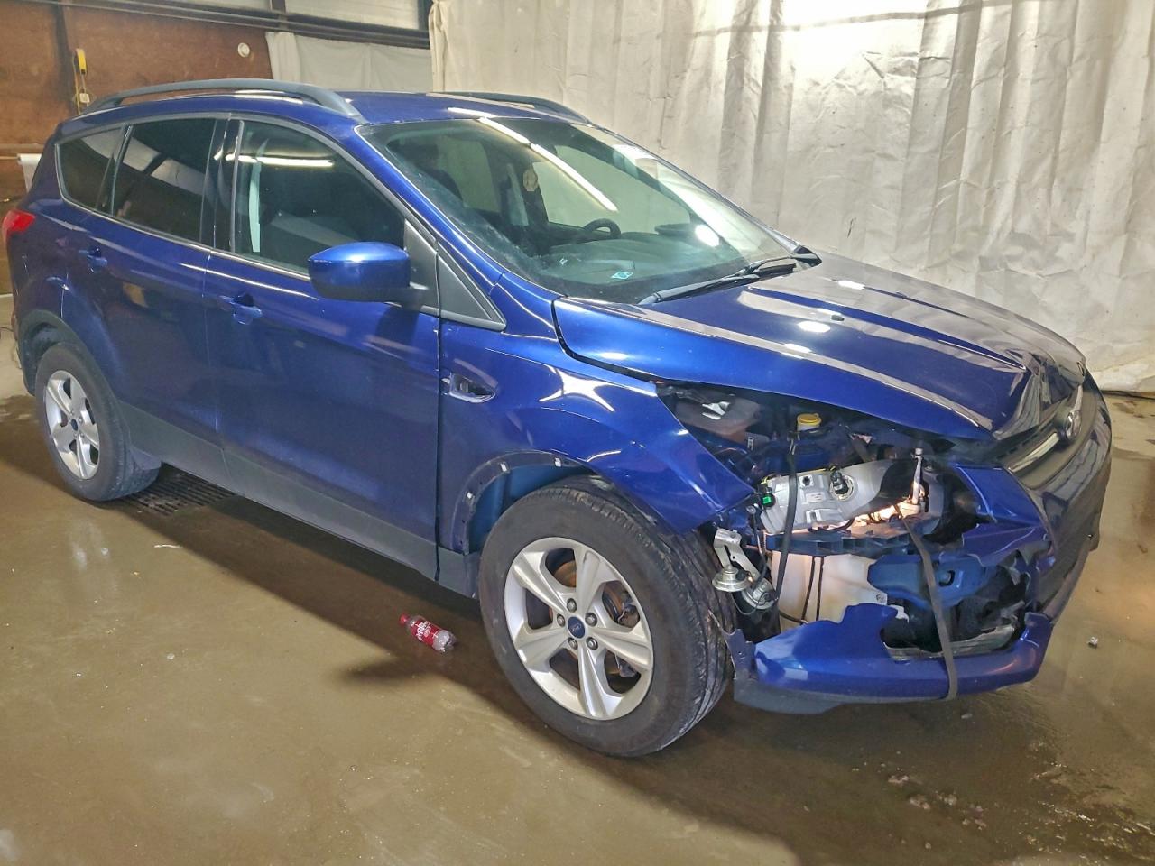 2016 FORD ESCAPE SE photo 4
