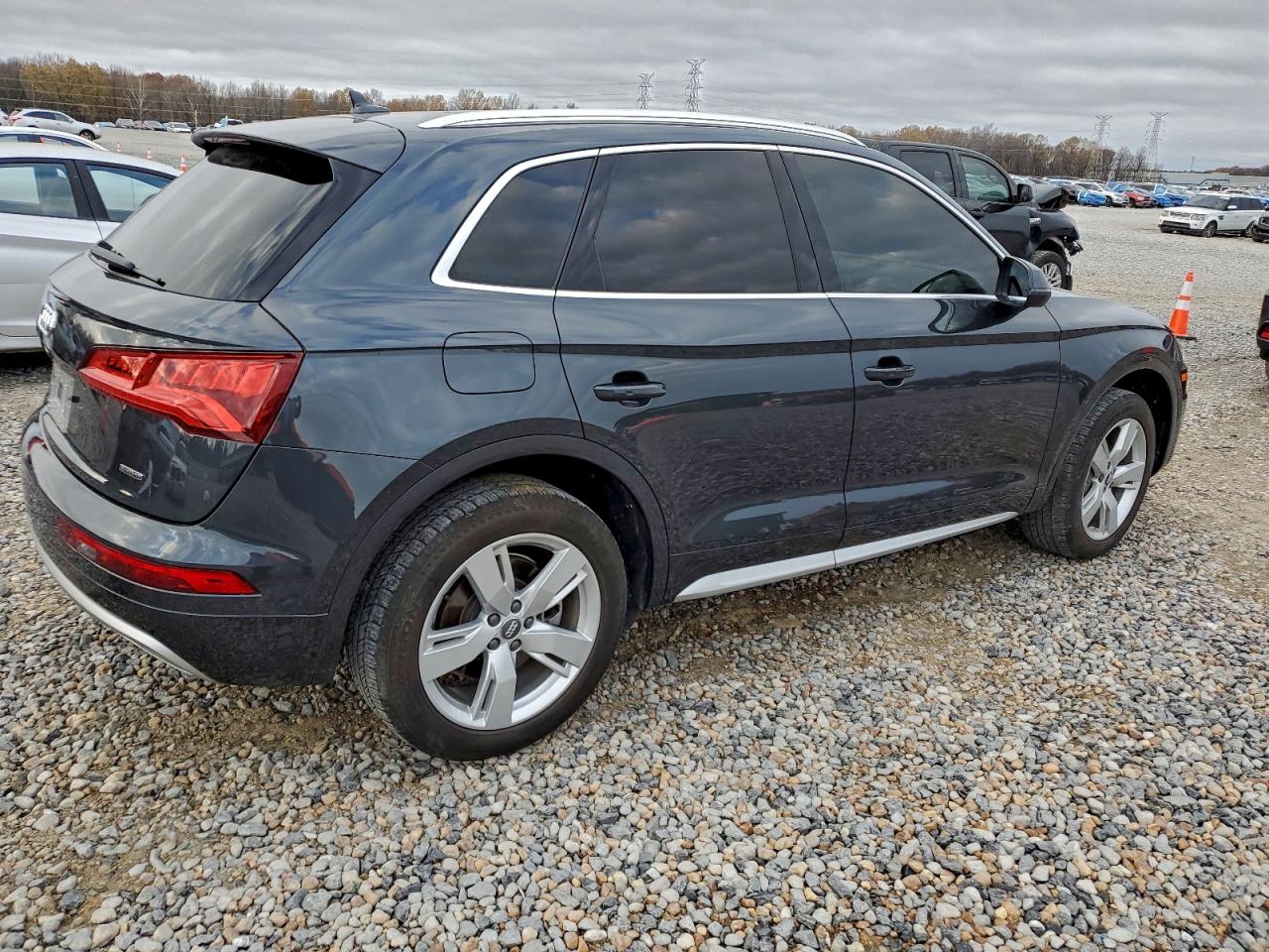 2019 AUDI Q5 PREMIUM photo 3