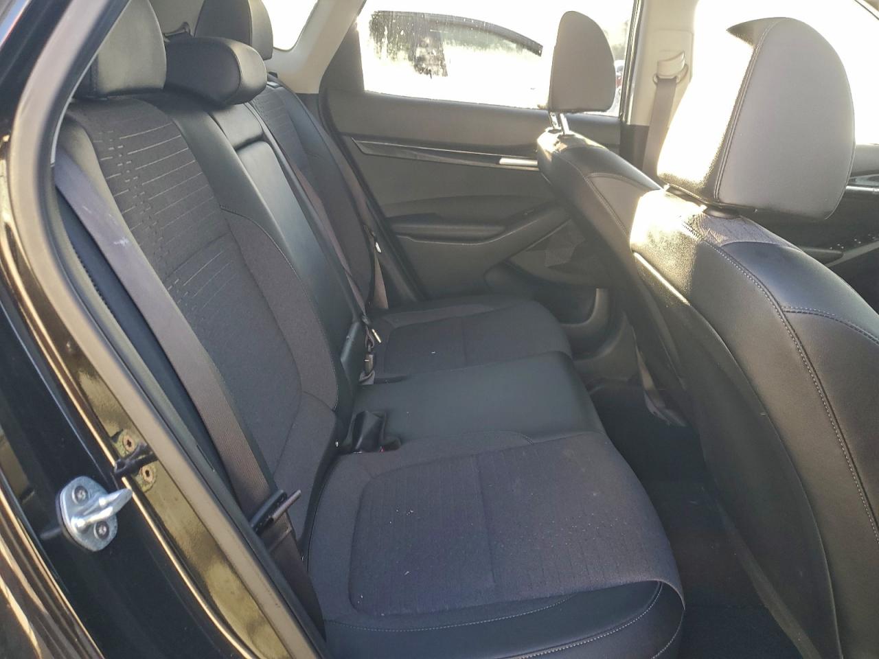 2021 KIA SELTOS S photo 11