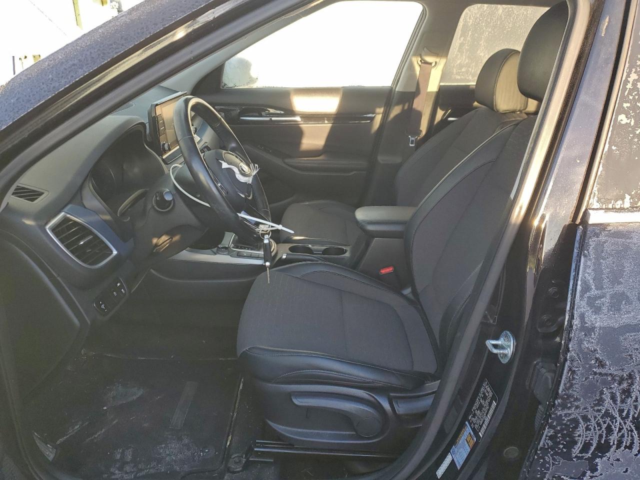 2021 KIA SELTOS S photo 7