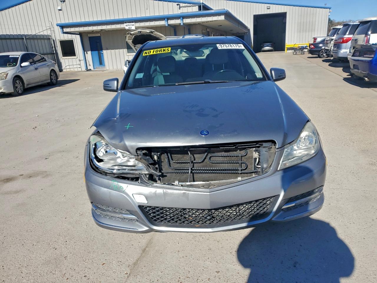 2013 MERCEDES-BENZ C 250 photo 5