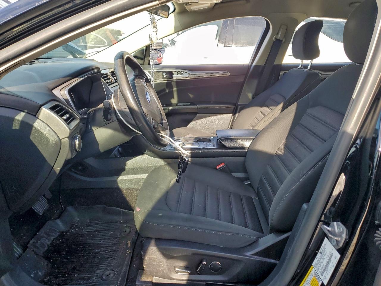 2017 FORD FUSION SE HYBRID photo 7