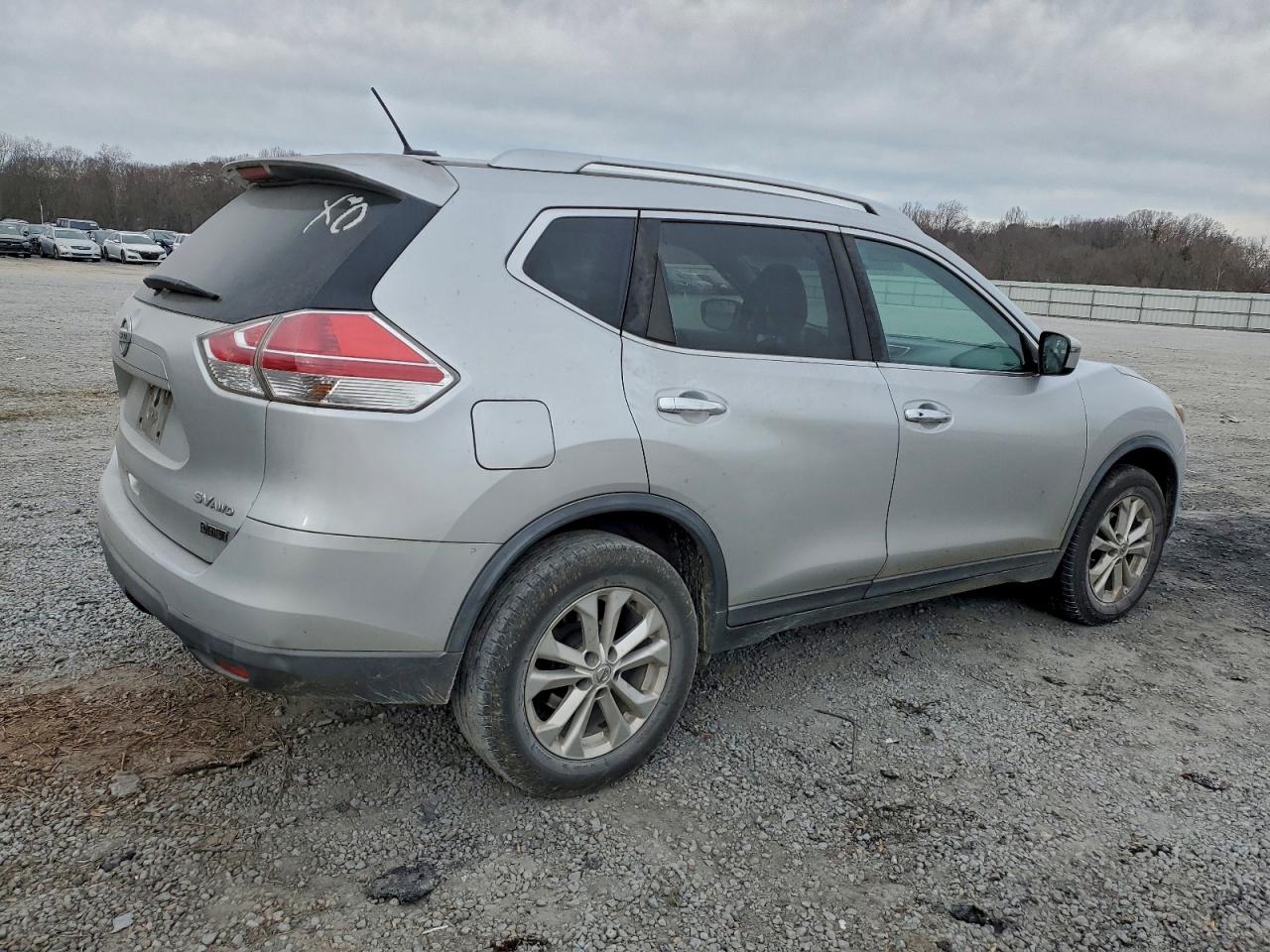 2016 NISSAN ROGUE S photo 3