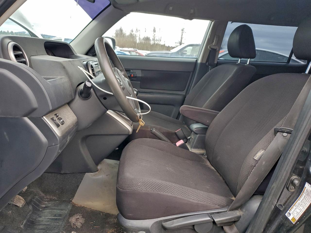 2009 TOYOTA SCION XB photo 7