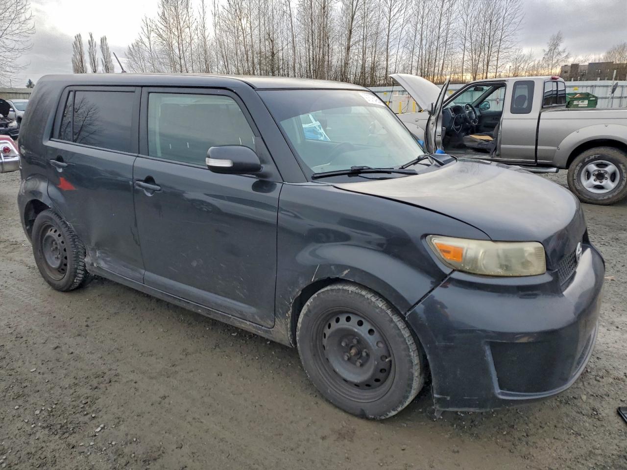 2009 TOYOTA SCION XB photo 4