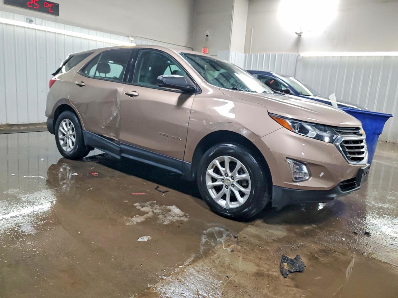 2018 CHEVROLET EQUINOX LS photo 4