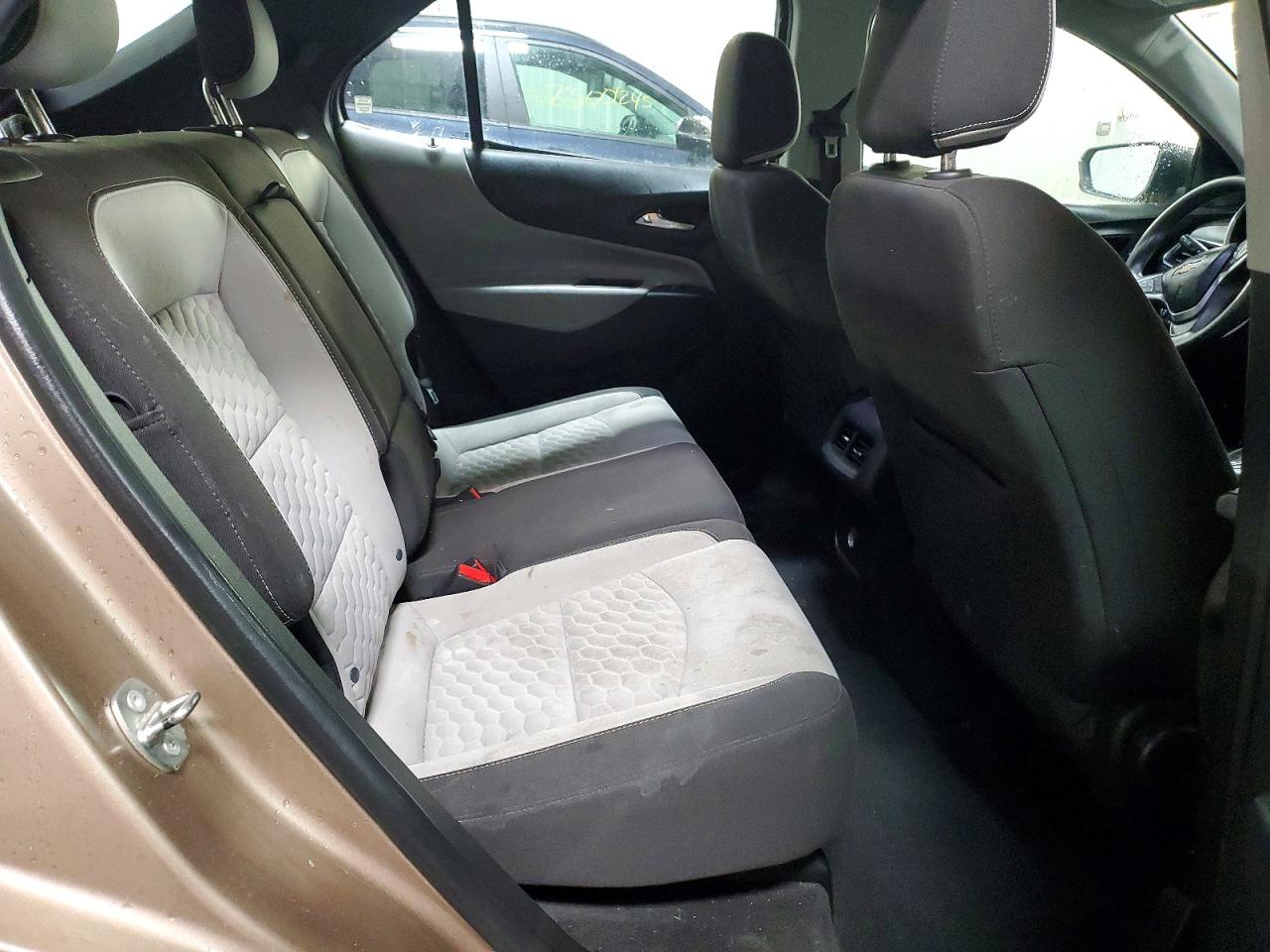 2018 CHEVROLET EQUINOX LS photo 10