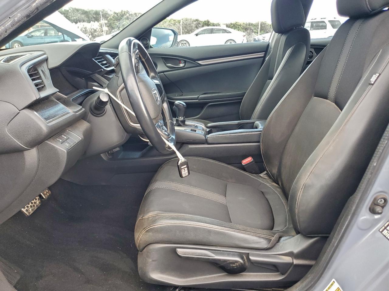 2020 HONDA CIVIC SPORT photo 7