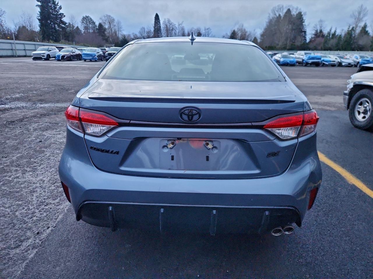2023 TOYOTA COROLLA SE photo 6