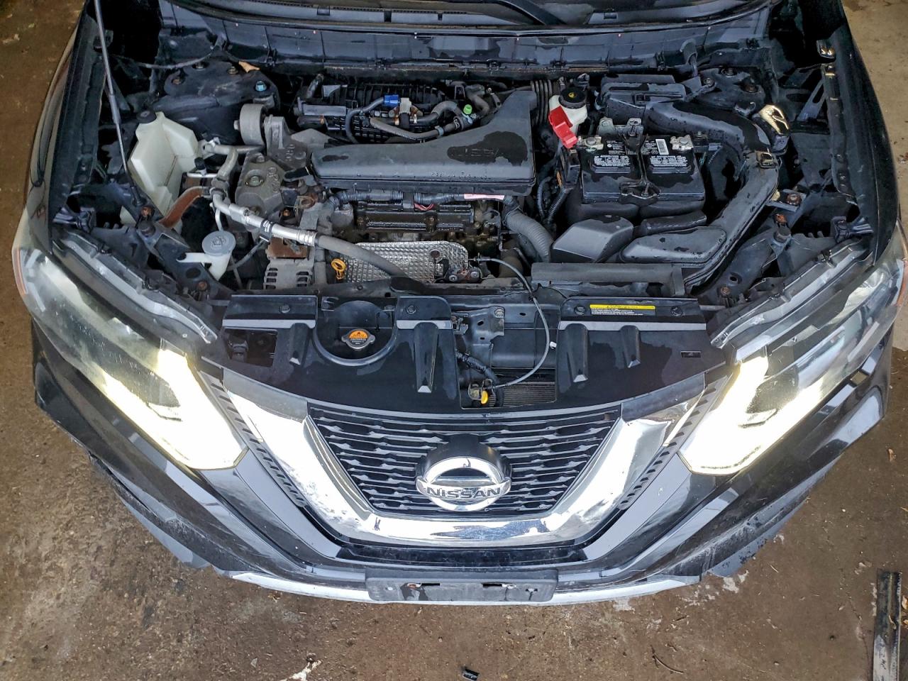 2017 NISSAN ROGUE SV photo 12