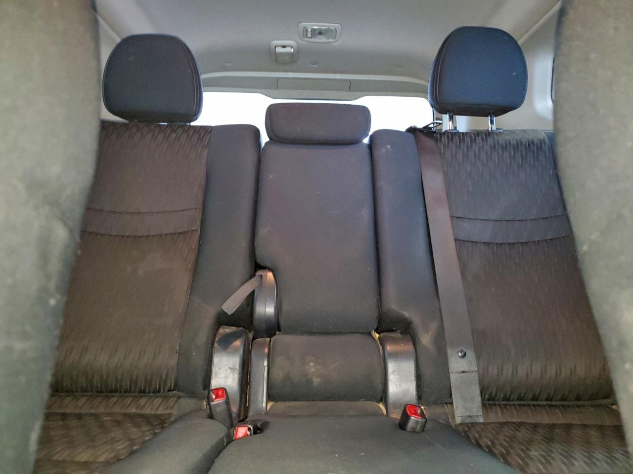 2017 NISSAN ROGUE SV photo 10