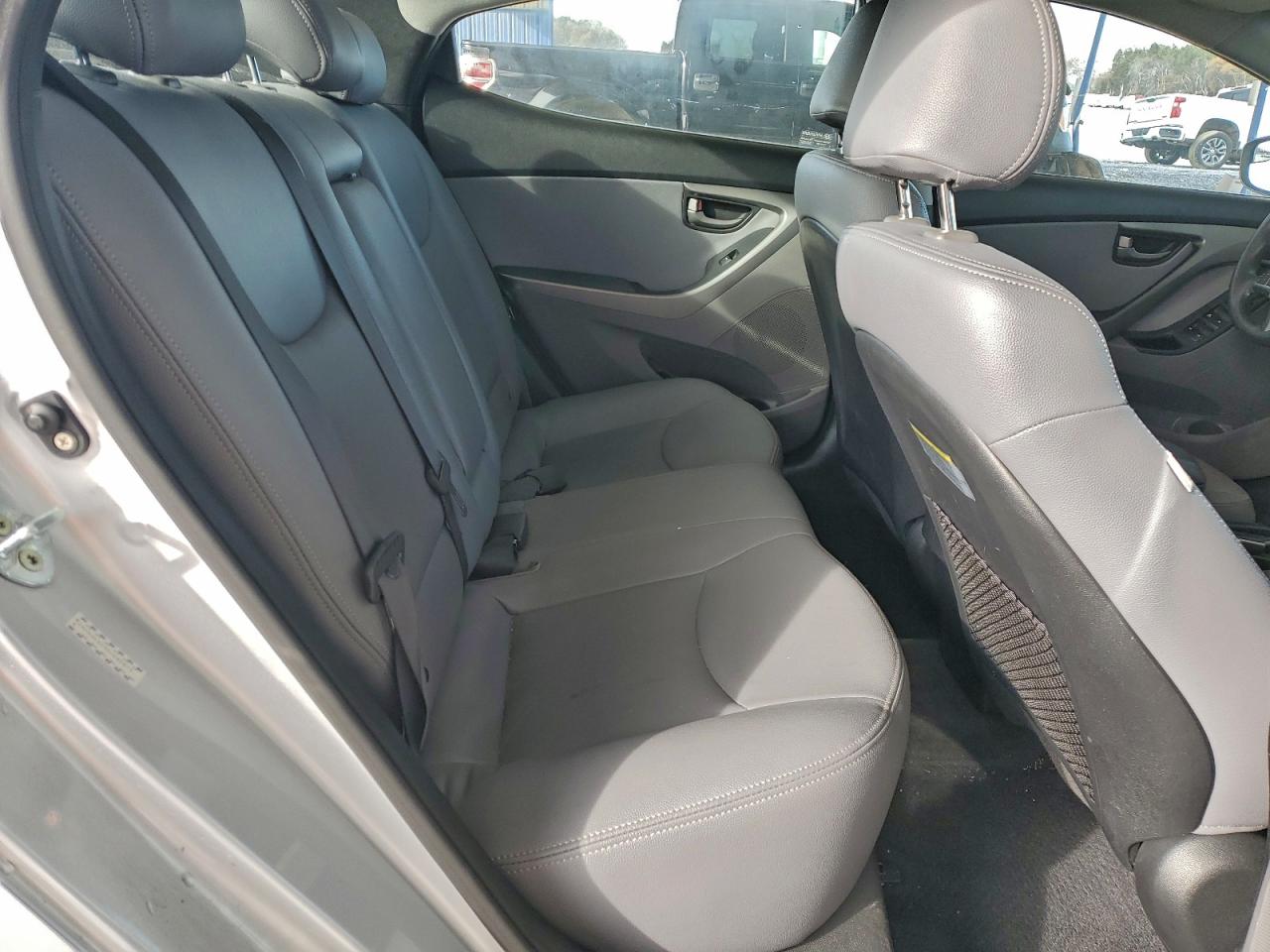 2016 HYUNDAI ELANTRA SE photo 10