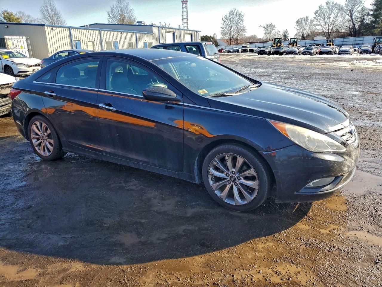 2011 HYUNDAI SONATA SE photo 4