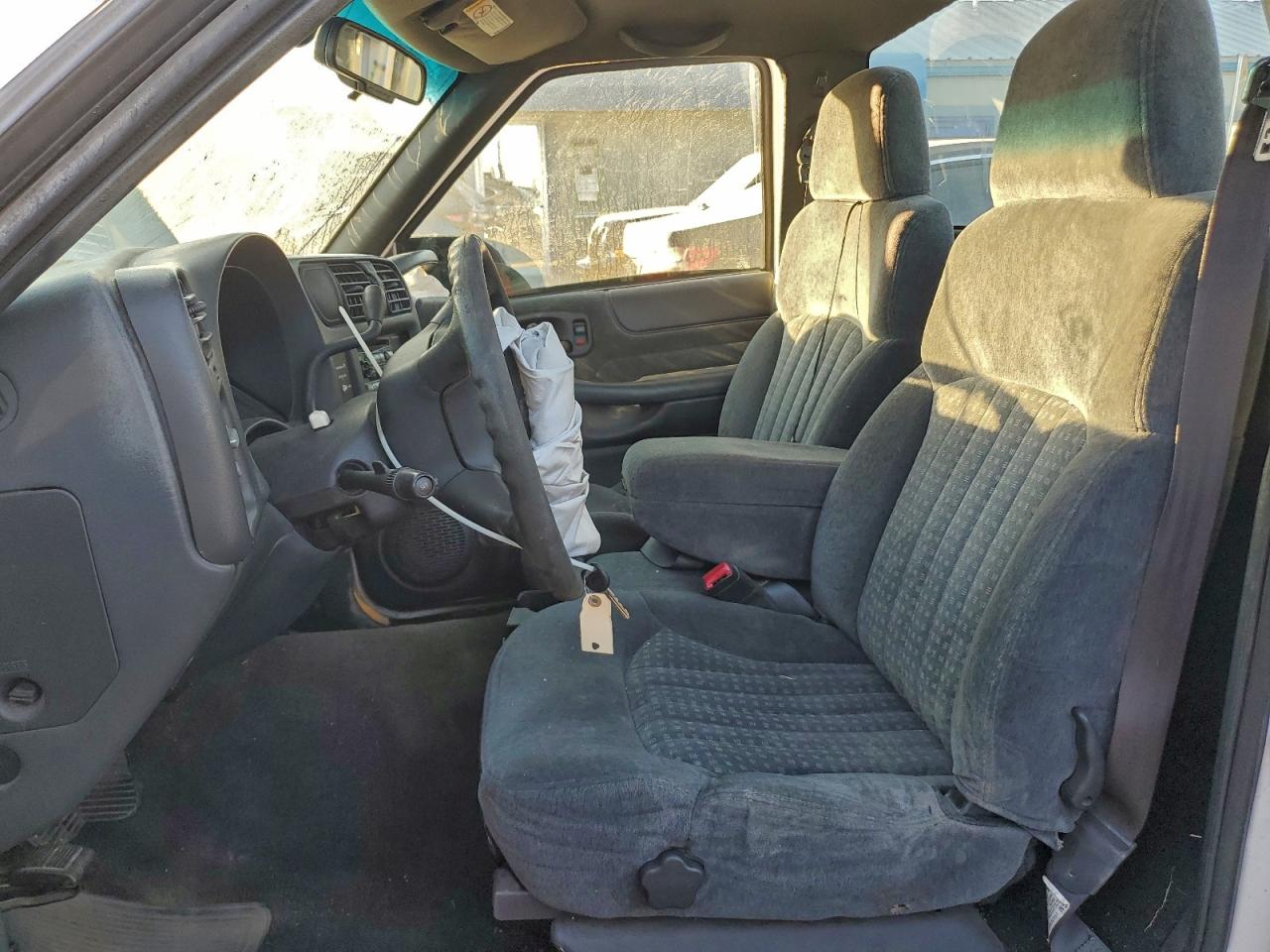 2000 CHEVROLET S TRUCK S10 photo 7