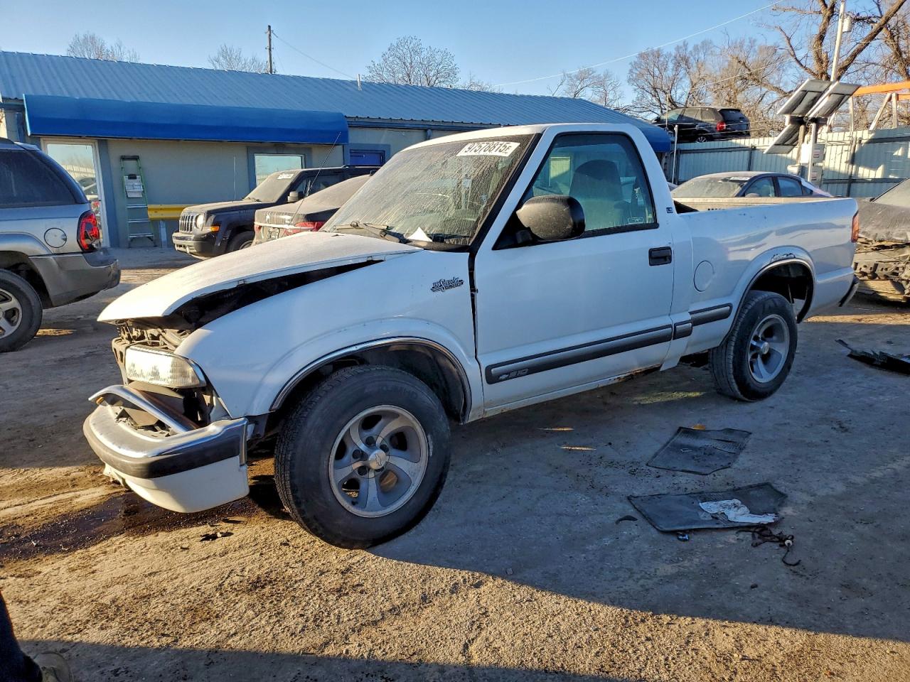 2000 CHEVROLET S TRUCK