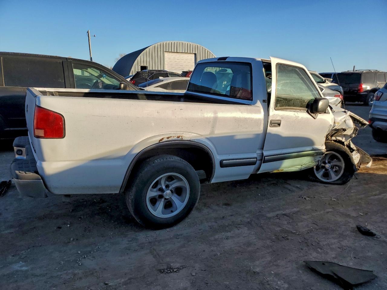 2000 CHEVROLET S TRUCK S10 photo 3