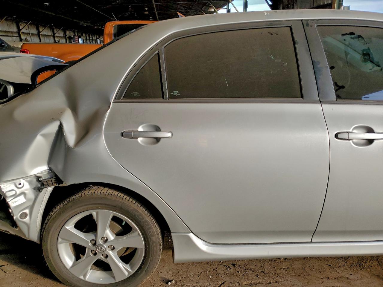 2013 TOYOTA COROLLA BASE photo 10
