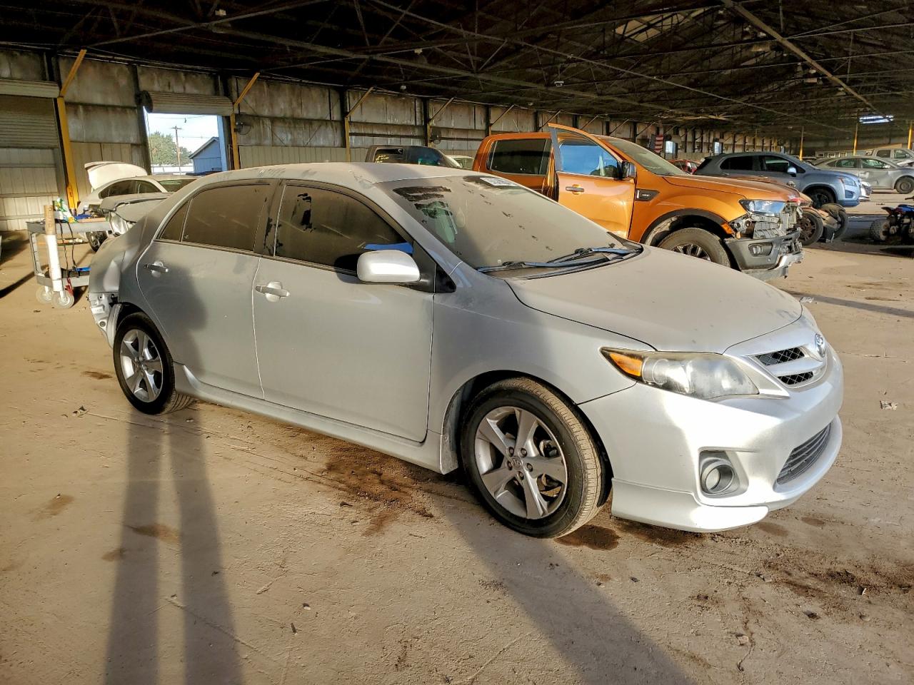 2013 TOYOTA COROLLA BASE photo 4