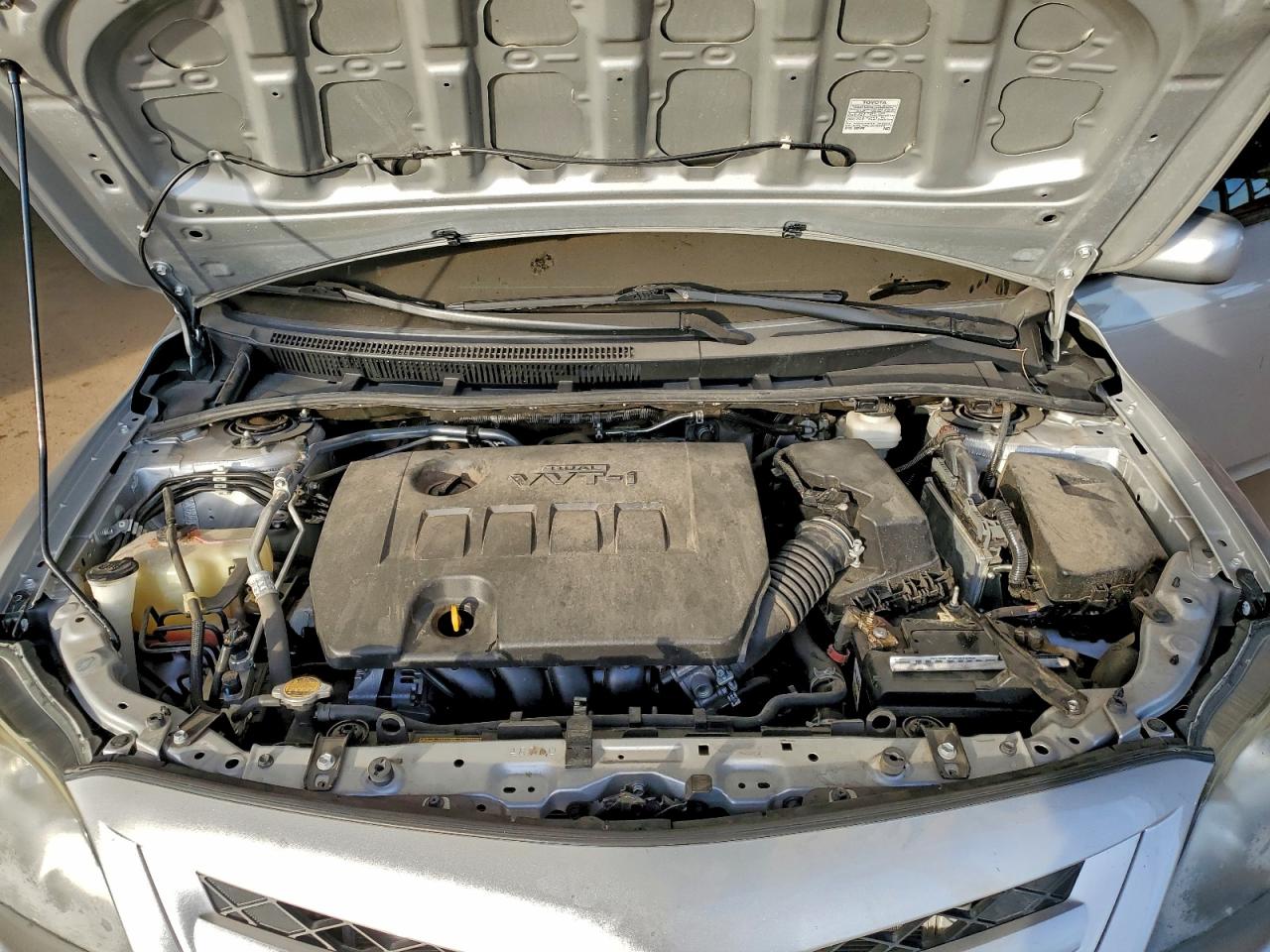 2013 TOYOTA COROLLA BASE photo 11