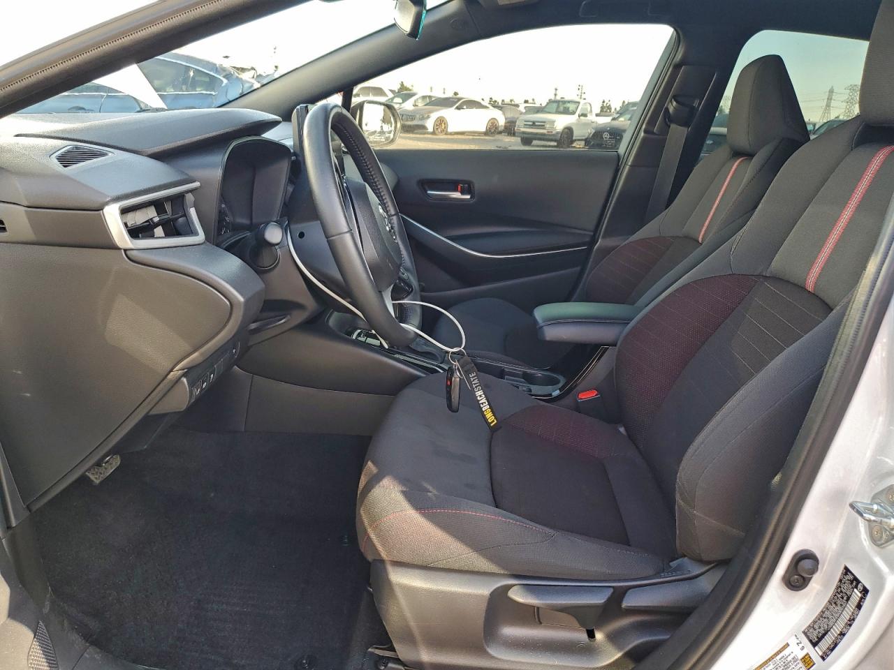 2024 TOYOTA COROLLA LE photo 7