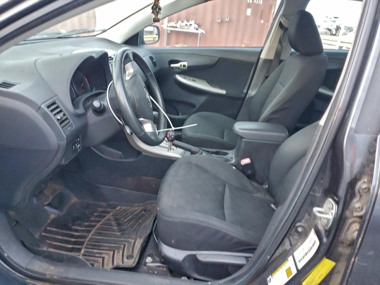 2010 TOYOTA COROLLA BASE photo 7