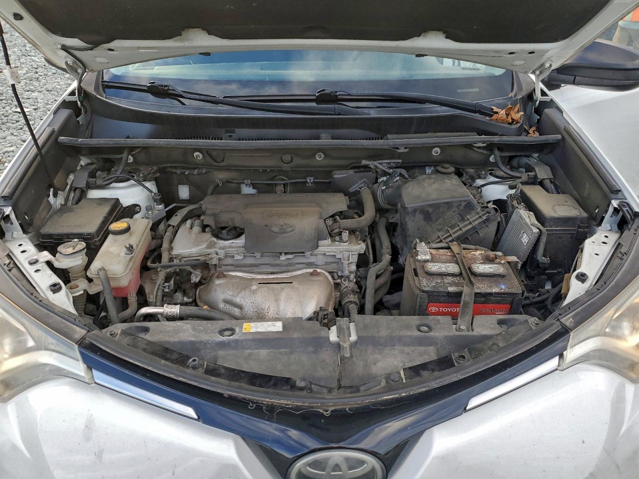 2017 TOYOTA RAV4 LE photo 11