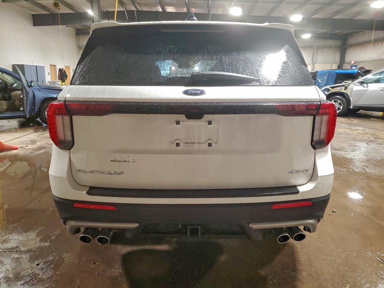 2025 FORD EXPLORER PLATINUM photo 16