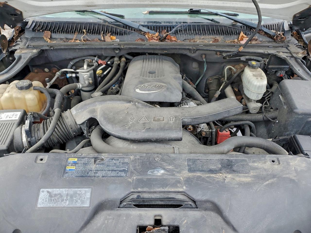 2004 CHEVROLET SUBURBAN K1500 photo 12