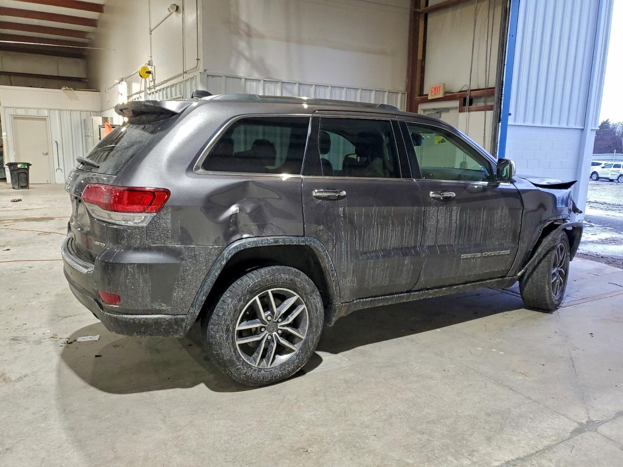2020 JEEP GRAND CHEROKEE LIMITED photo 3