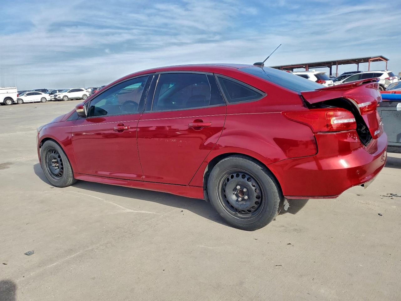 2015 FORD FOCUS SE photo 2