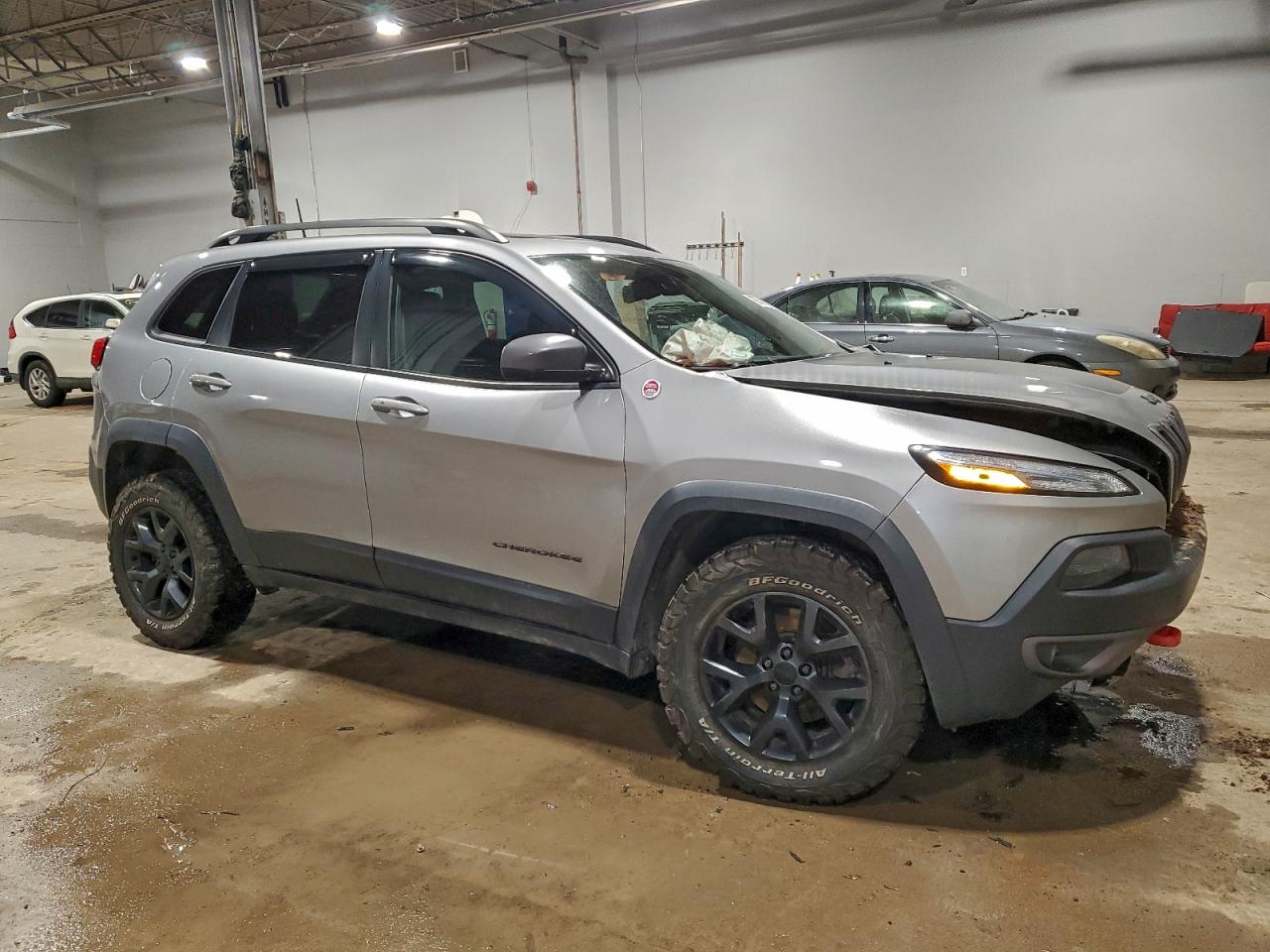 2017 JEEP CHEROKEE TRAILHAWK photo 4