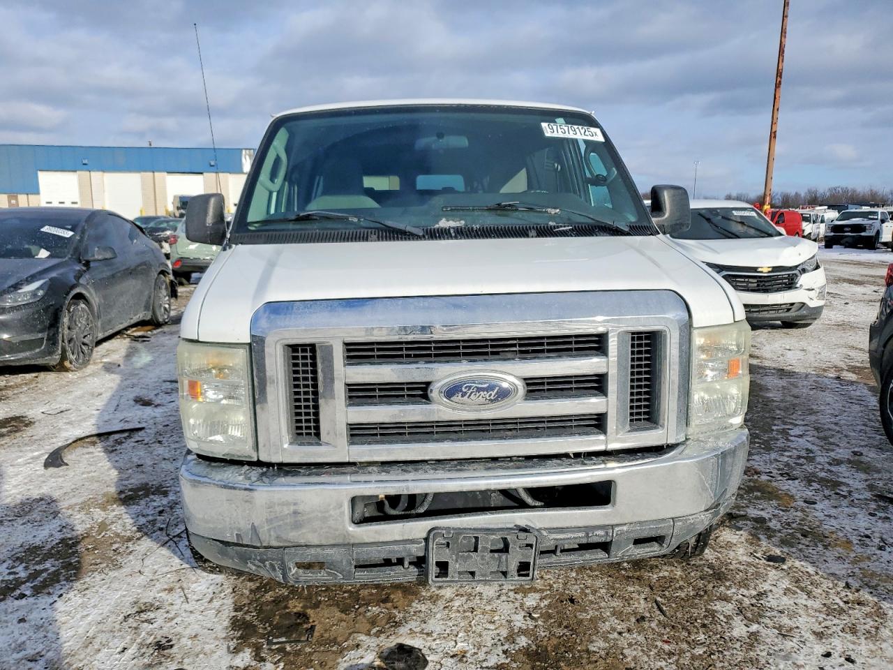 2010 FORD ECONOLINE E350 SUPER DUTY WAGON photo 5