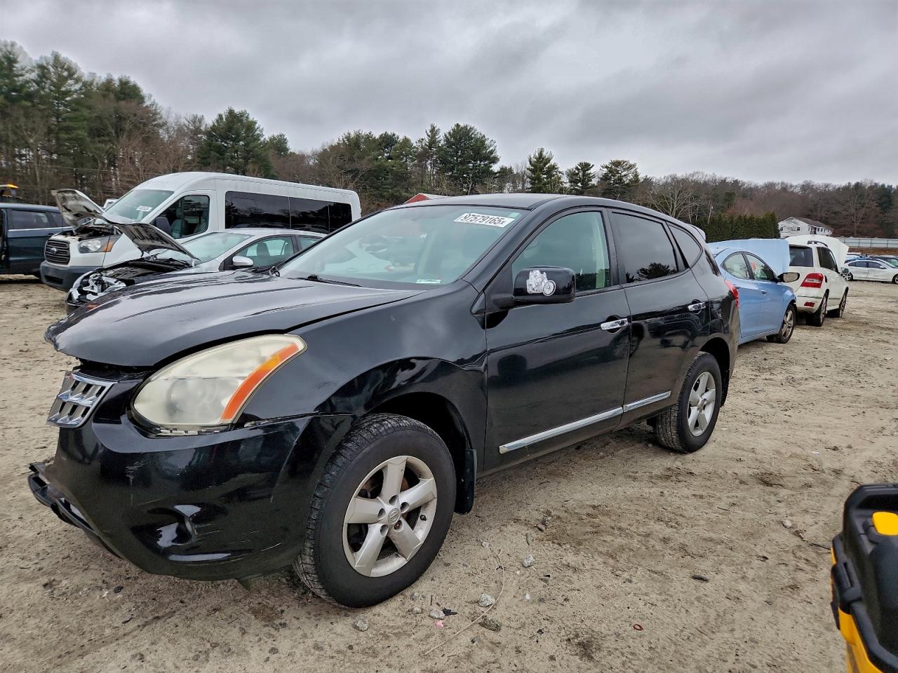 2013 NISSAN ROGUE