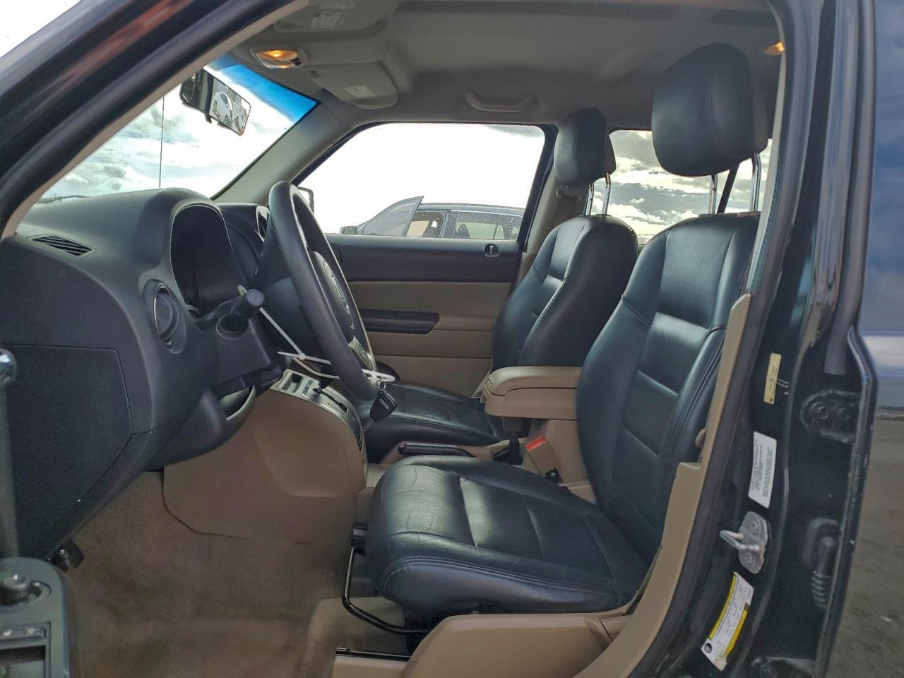 2014 JEEP PATRIOT SPORT photo 7