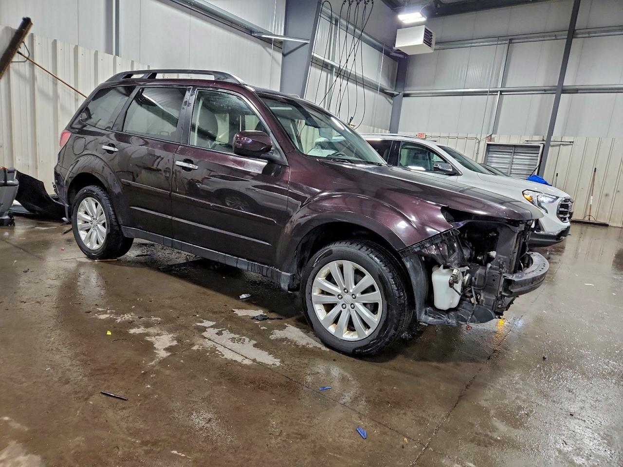 2013 SUBARU FORESTER 2.5X PREMIUM photo 4