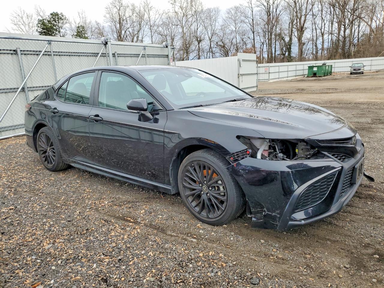 2021 TOYOTA CAMRY SE photo 4