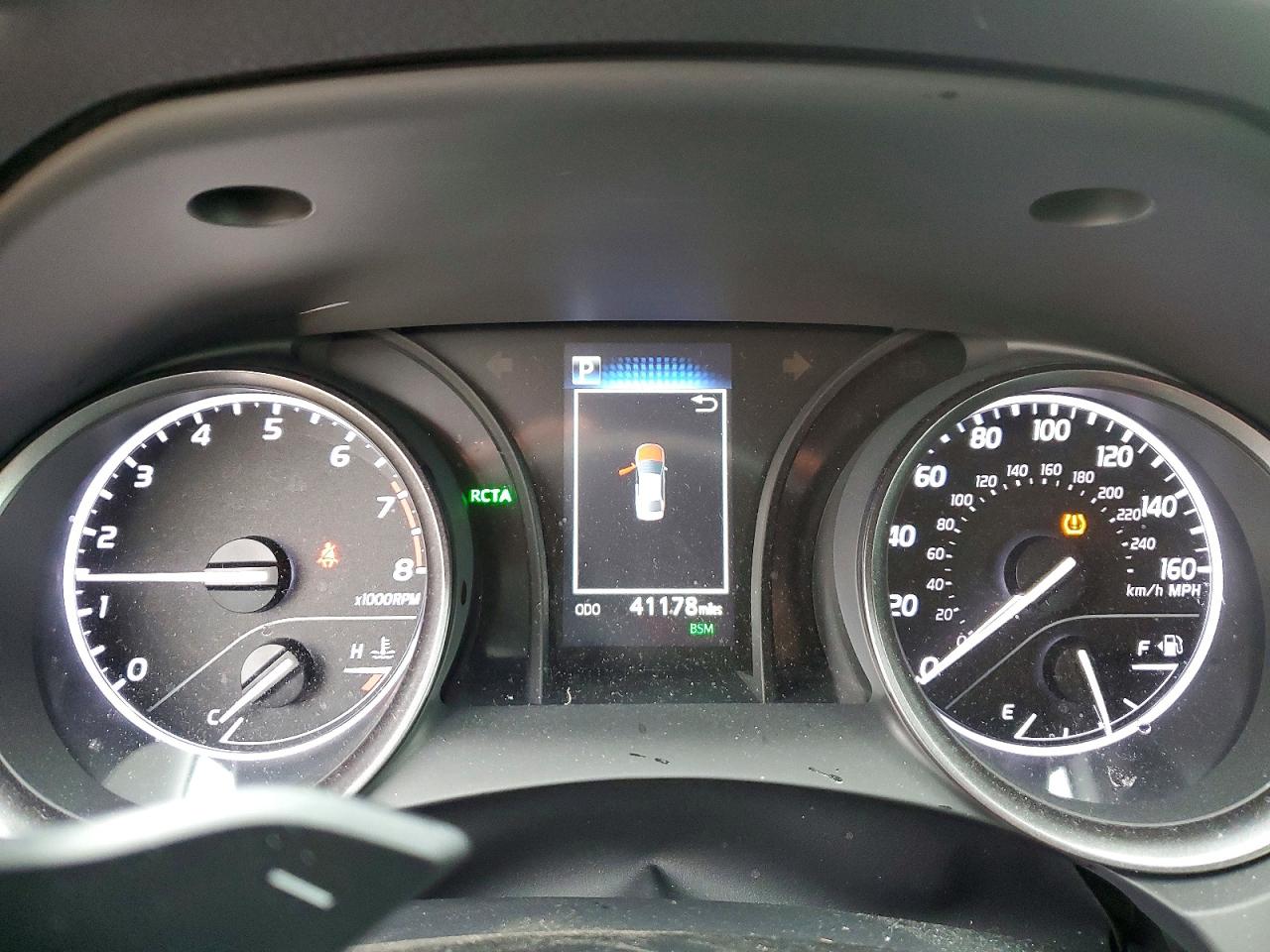 2021 TOYOTA CAMRY SE photo 9