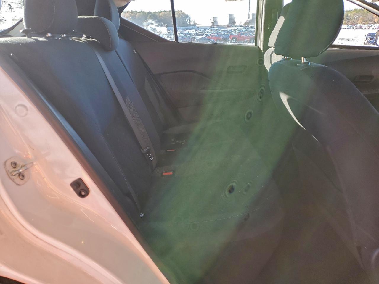 2018 NISSAN KICKS S photo 10