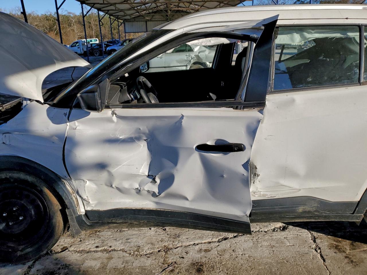 2018 NISSAN KICKS S photo 7